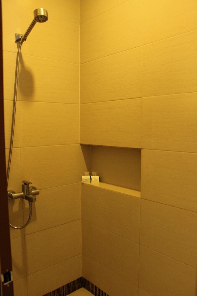 Hotel Nature's Village Resort