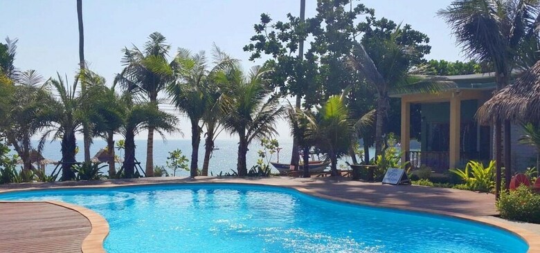 Hotel Sugar Palm Resort