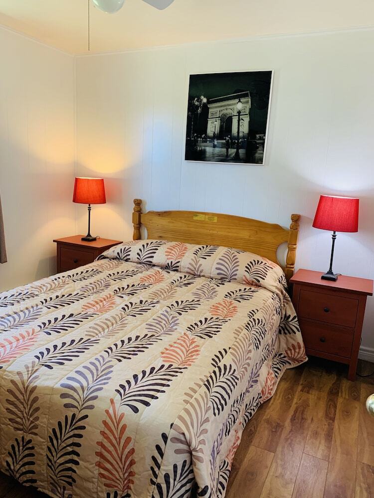 Fair Isle Motel