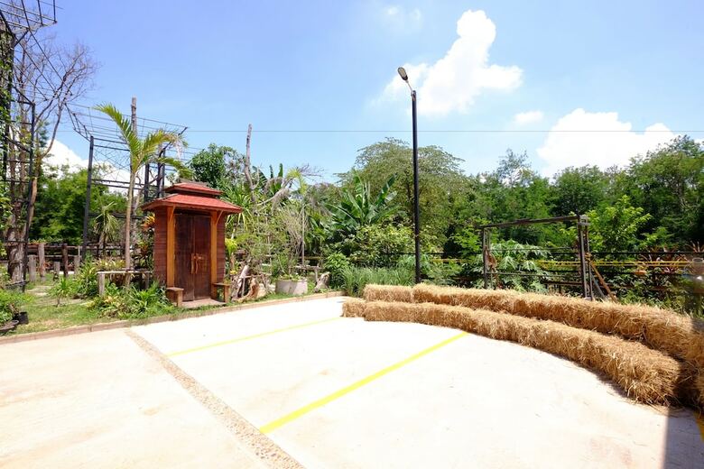 Hotel Hug Sakonnakhon