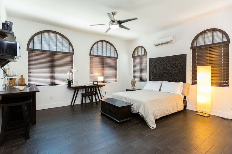 Apartamentos Zenmotel Inn By Rocketstay