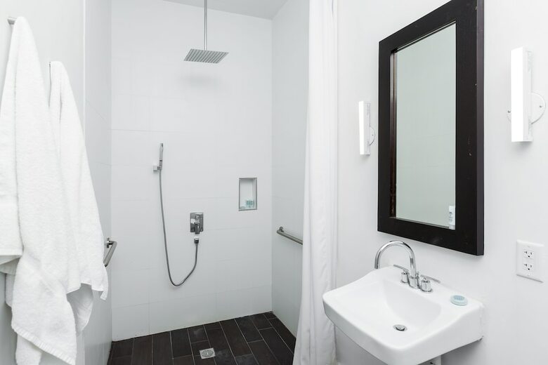 Apartamentos Zenmotel Inn By Rocketstay
