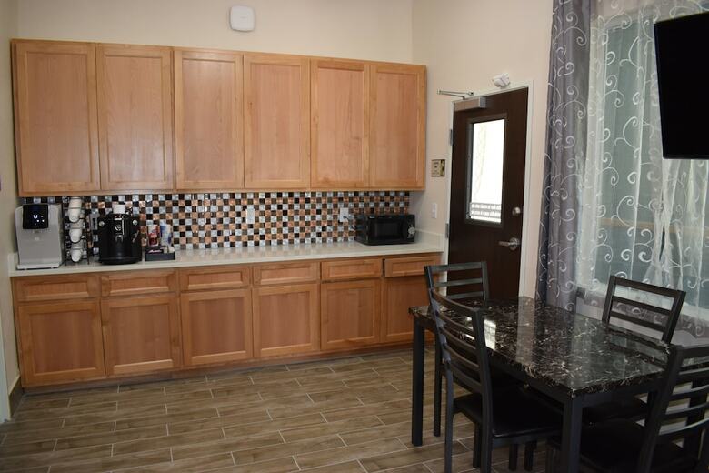 Texas Bungalows Hotel And Suites Austin