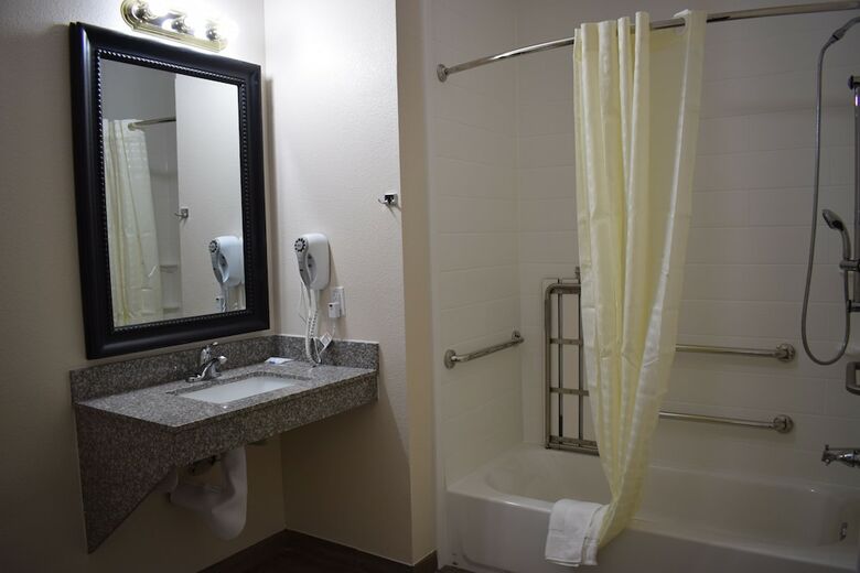 Texas Bungalows Hotel And Suites Austin