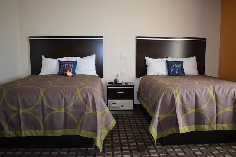 Texas Bungalows Hotel And Suites Austin