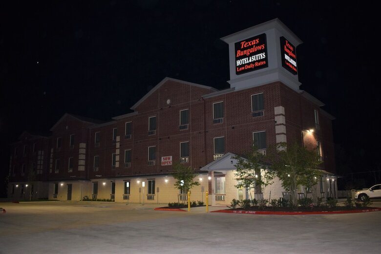 Texas Bungalows Hotel And Suites Austin