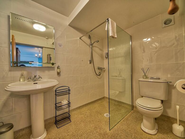 Apartamentos Glan Y Gro Lakeside Suites