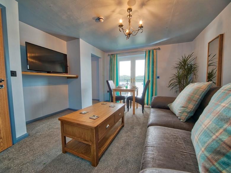 Apartamentos Glan Y Gro Lakeside Suites
