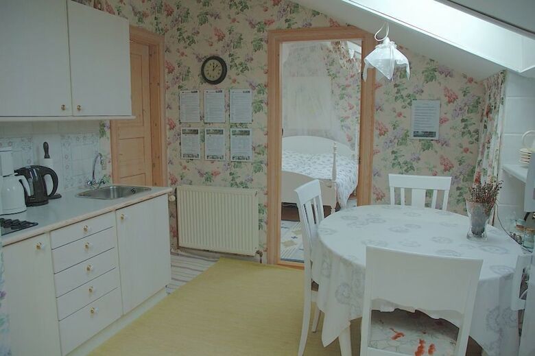 Hotel Rose-house Hiller�d Bed And Kitchen