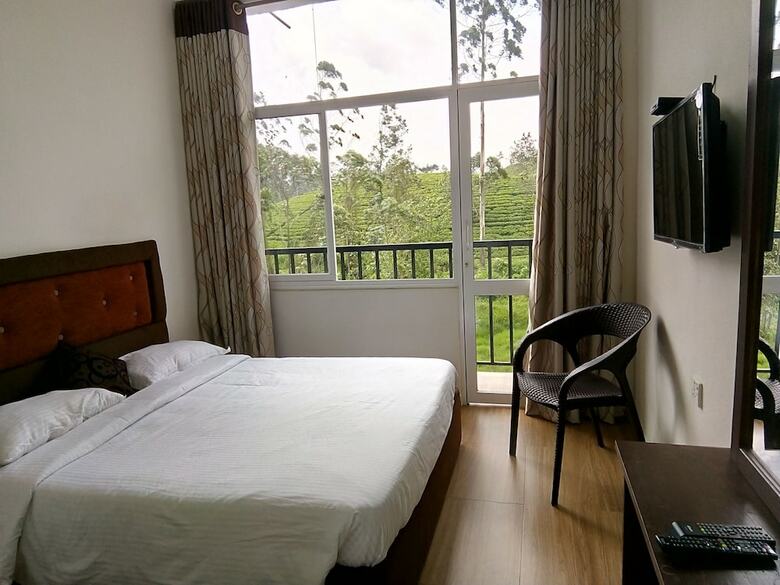 Hill Cool Hotel & Restaurant