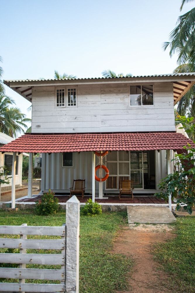 R�stic Beach Villa