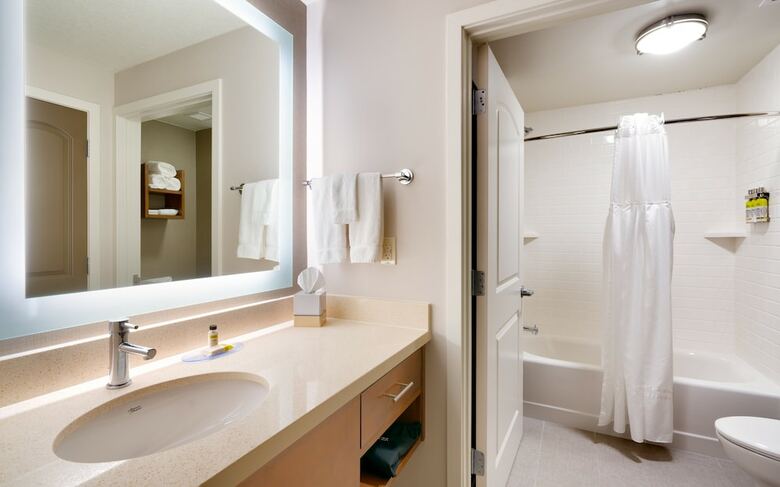 Hotel Staybridge Suites Gainesville I-75