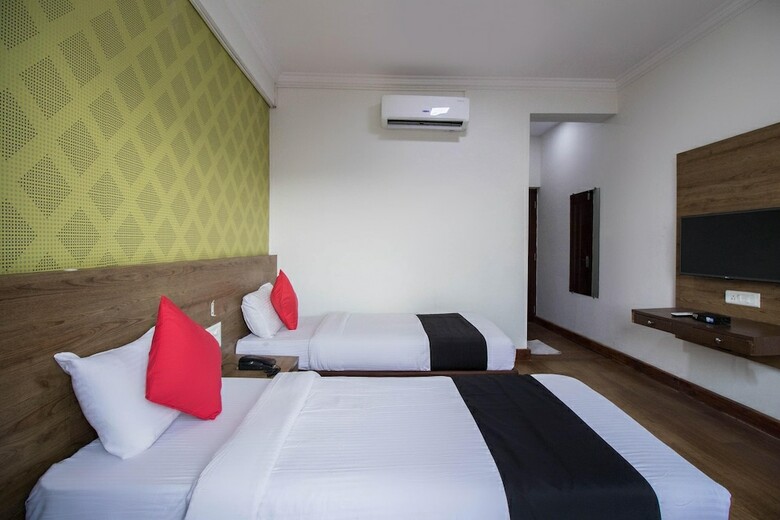 Hotel Oyo 11959 Seven Olives