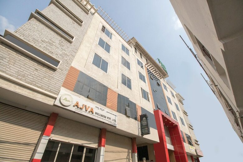 Hotel Oyo 11959 Seven Olives