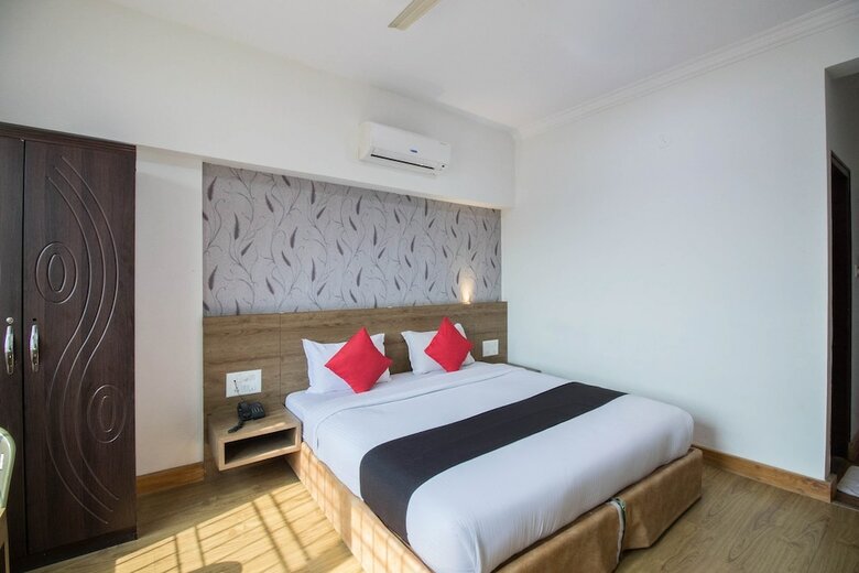 Hotel Oyo 11959 Seven Olives