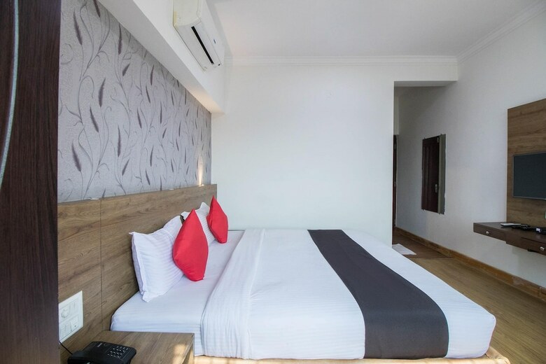 Hotel Oyo 11959 Seven Olives