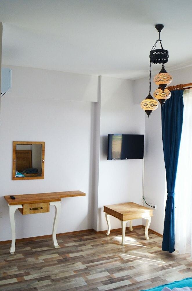 Hotel Laz Koyu Konukevi