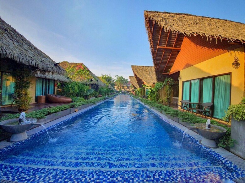 Hotel Khum Damnoen Resort
