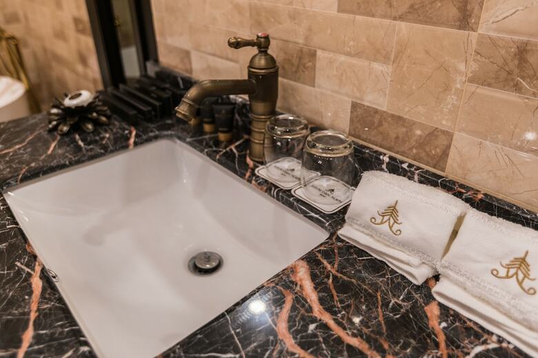 Hotel Khum Damnoen Resort