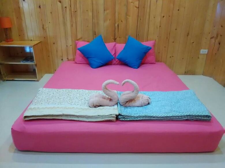 Hotel Klong Mad Good View Homestay