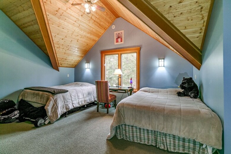 Sequim Chalet