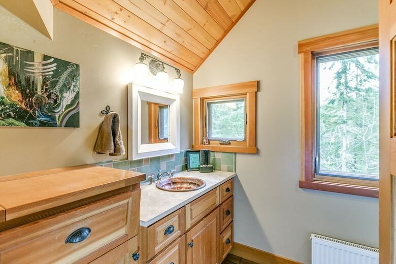 Sequim Chalet