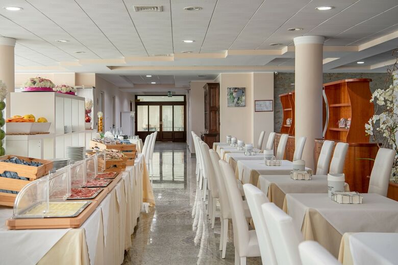 Rivoli Hotel