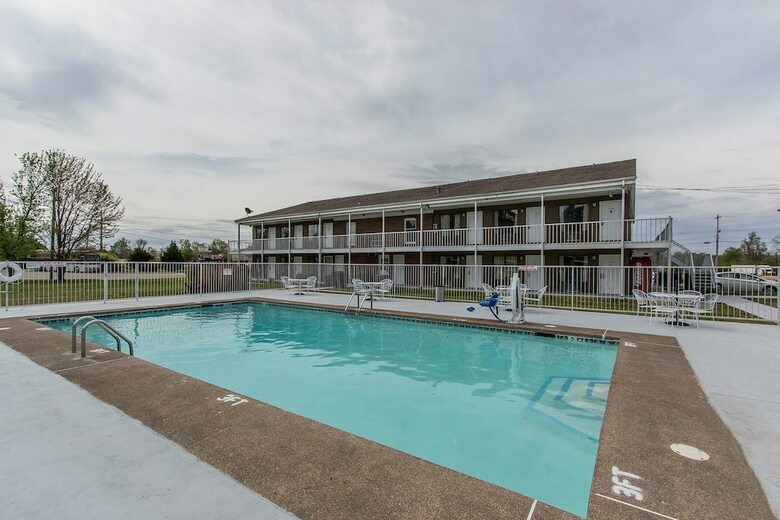 Hotel Rodeway Inn