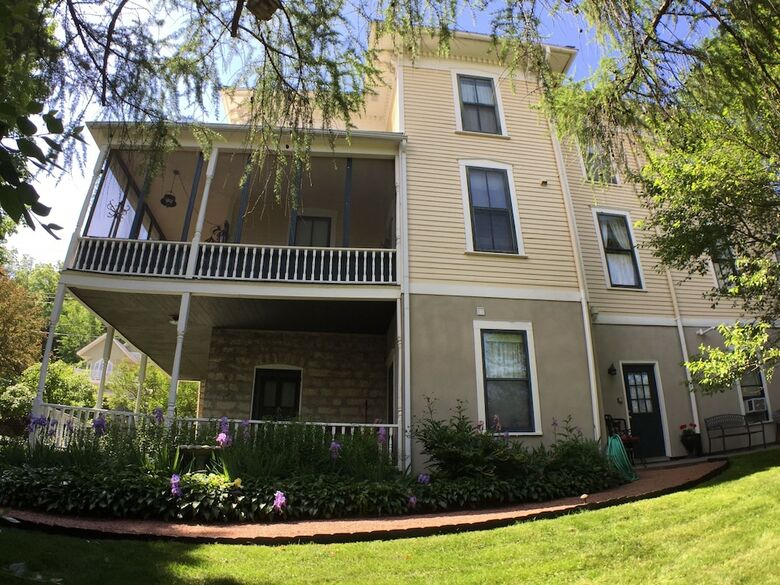 Thornton House Bed And Breakfast