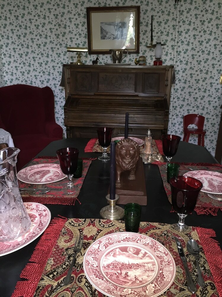 Thornton House Bed And Breakfast