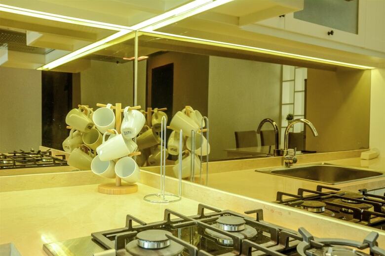 2 Bedrooms At Gallery West Apartment By Travelio