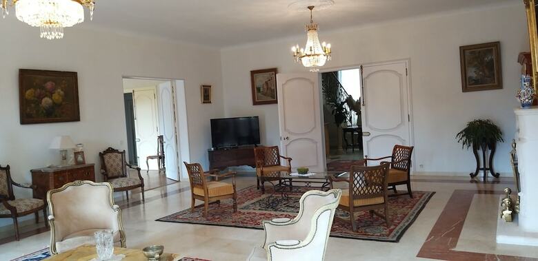 Hotel Ch�teau de Rouffiac Chambres D'h�tes Vignoble de Cahors