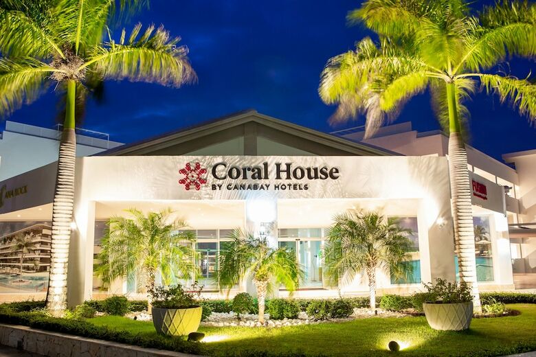 Apartamento Coral House Suites