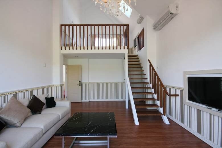 Bed & Breakfast Beauty Spring And Harvest B And B
