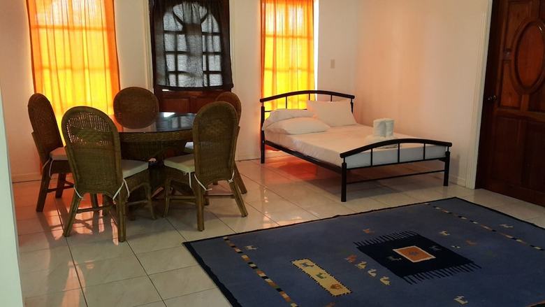 Hotel La Parola Orchids Beach Resort