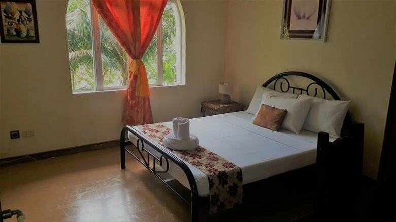 Hotel La Parola Orchids Beach Resort