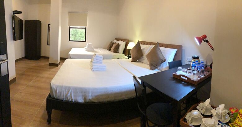 Achievers Airport Hotel