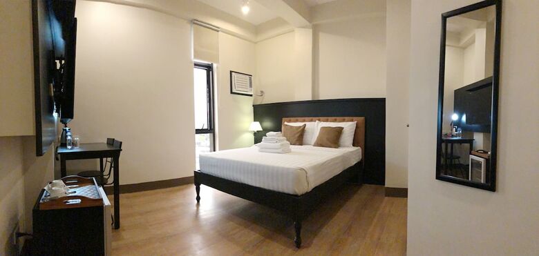 Achievers Airport Hotel