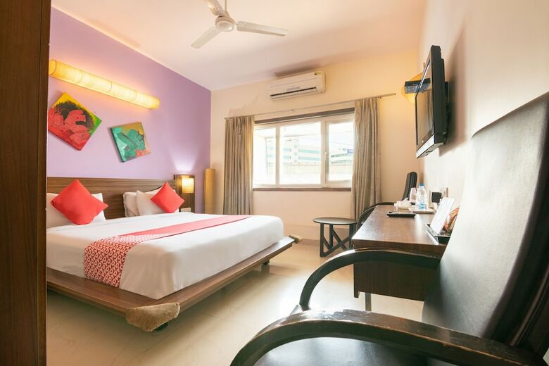 Oyo 14972 Hotel Ekaa