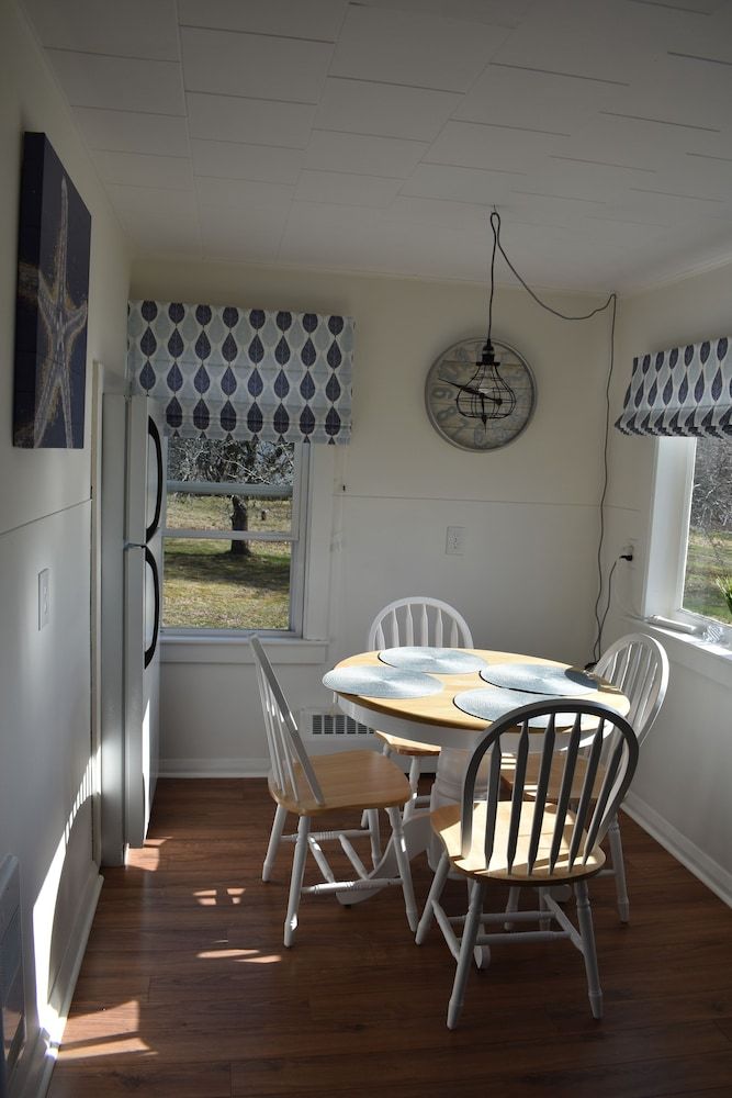 Hotel Friars Bay Inn & Cottages