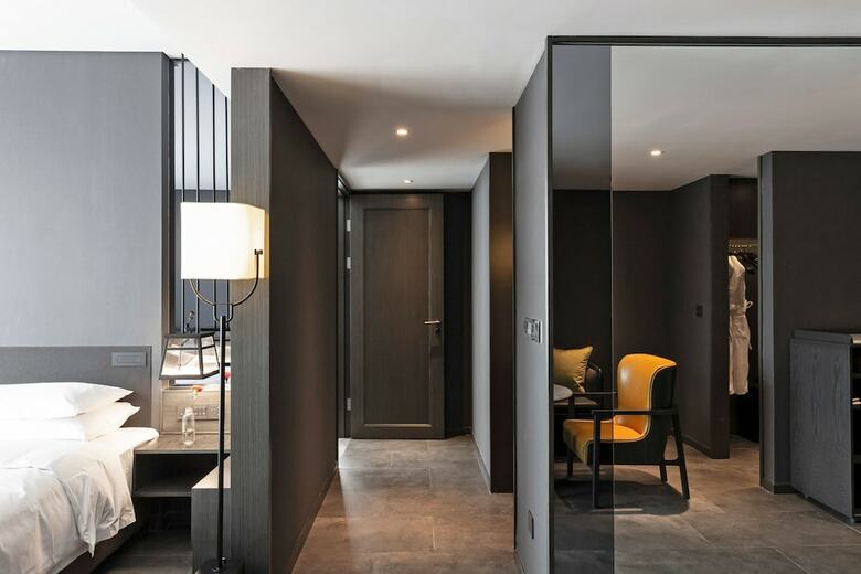 Lucid Xixi Hotel