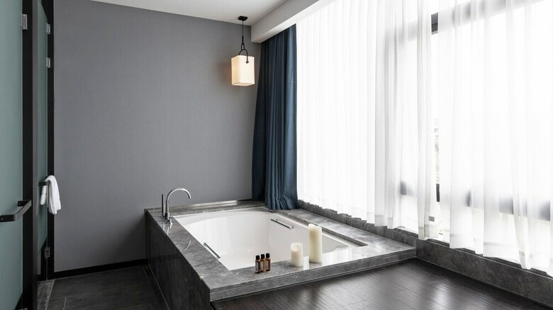 Lucid Xixi Hotel