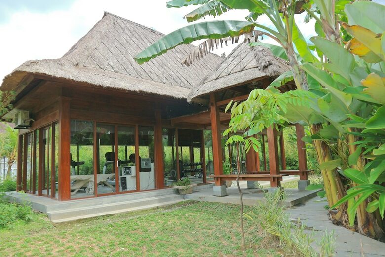 Hotel Grand Mega Resort And Spa Cepu