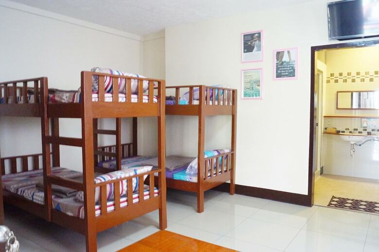 Hotel B&j Guesthouse And Functions Inc