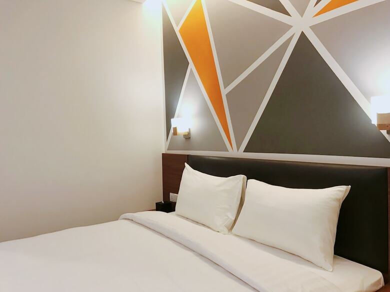 Hotel 7 Days Premium Jatinegara