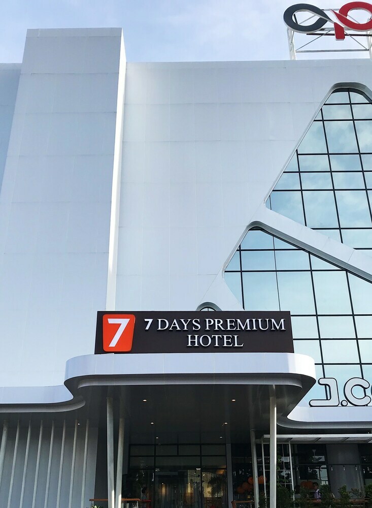 Hotel 7 Days Premium Jatinegara