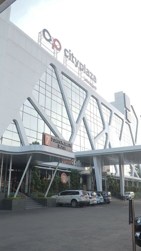 Hotel 7 Days Premium Jatinegara