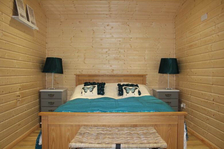 Fianna Log Cabin