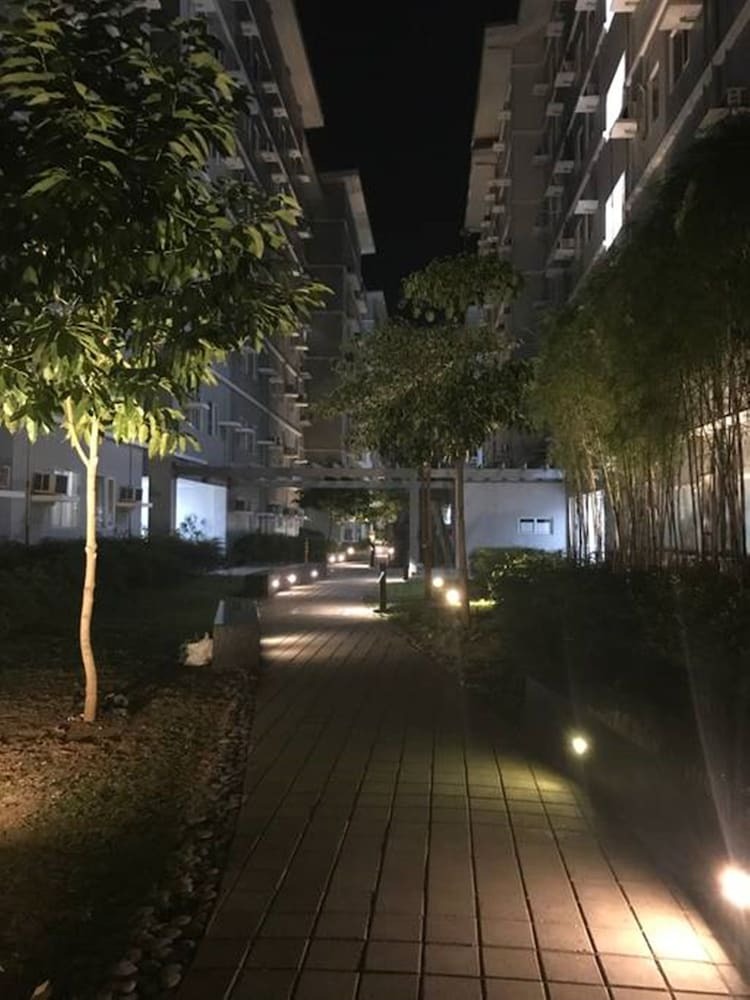 Happy Place @ Smdc Trees Residences