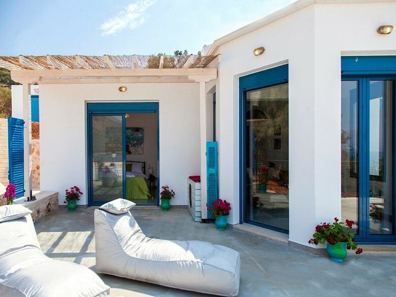 Zidanos Luxurious Villa